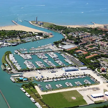 Apartament Immobiliare Al Ponte *